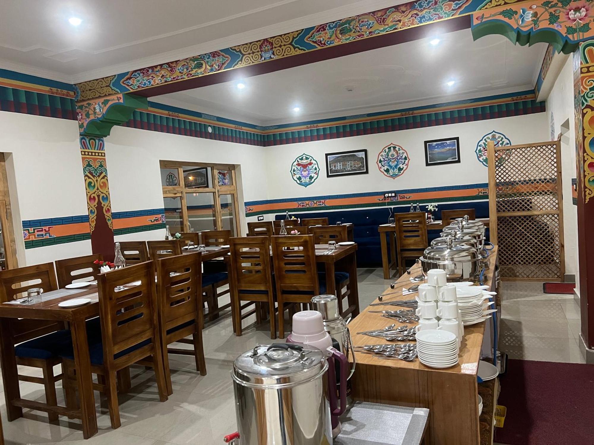 The Nangsay Hotel เลห์ ภายนอก รูปภาพ