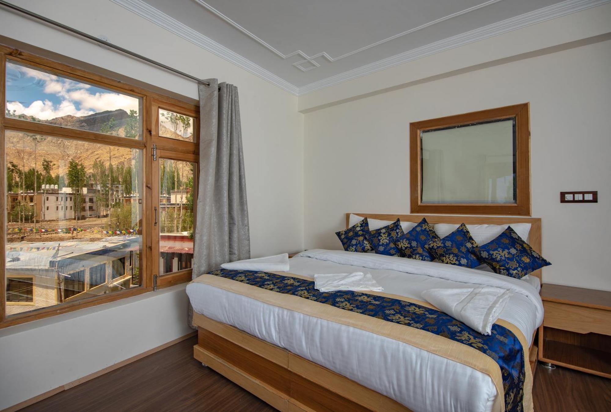 The Nangsay Hotel เลห์ ภายนอก รูปภาพ